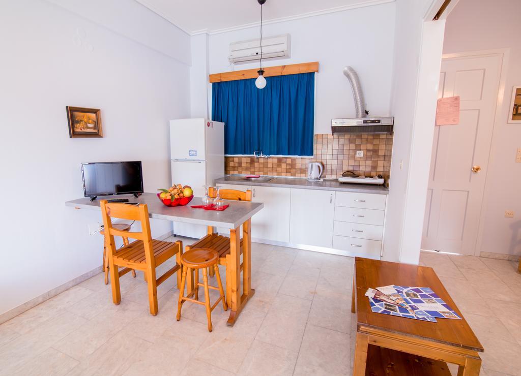 Theodora Apartments Avia Bagian luar foto